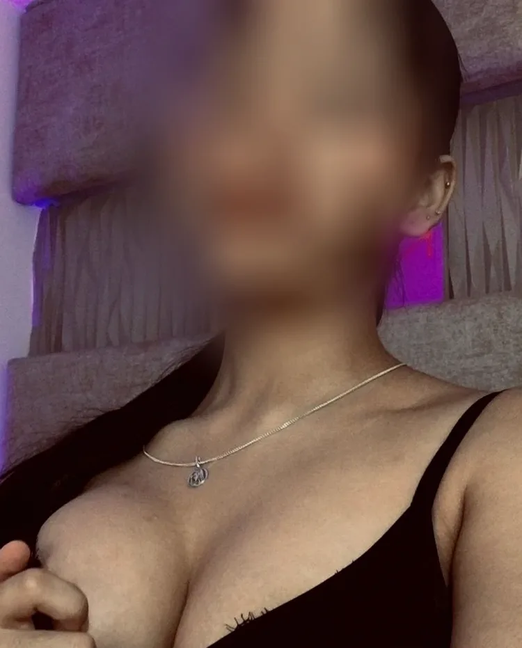 Cinzia, 19 anni